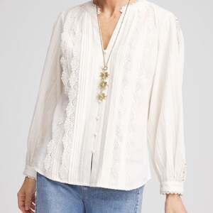 Chico's Bohemian Peasant Cotton Split-neck Lace Trim Blouse